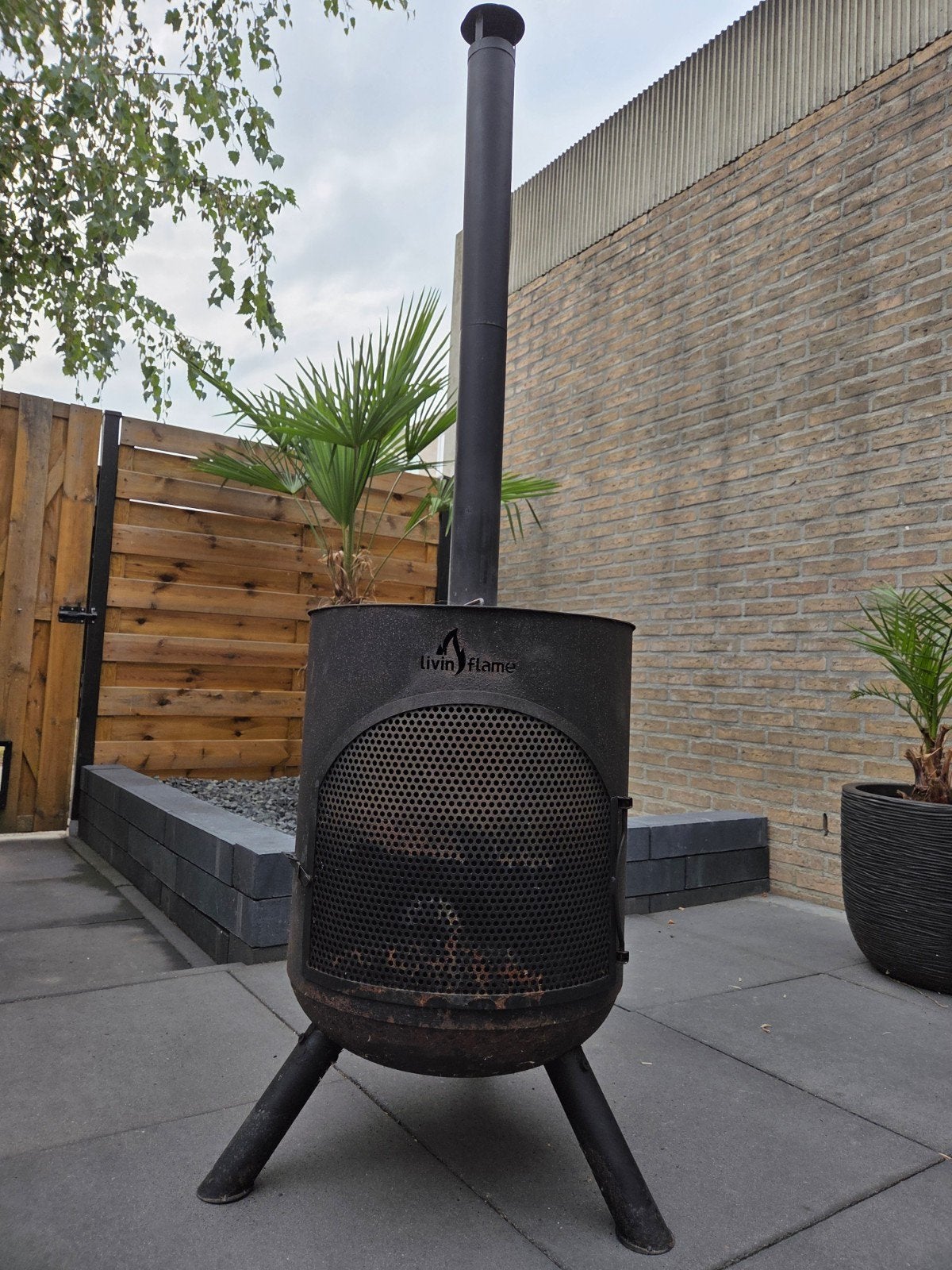Livin’ Flame terrashaard / buitenhaard met schoorsteen, Ophalen, Gebruikt