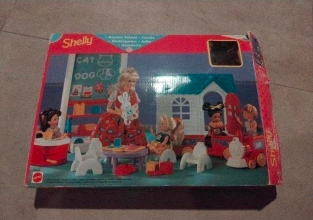 Shelly nursery school kinderopvang crèche speelset in doos, Ophalen of Verzenden, 10 tot 50 stukjes