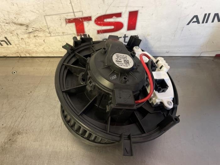 Kachel Ventilatiemotor van een Volkswagen Golf Sportsvan, Gebruikt, -, Volkswagen, -