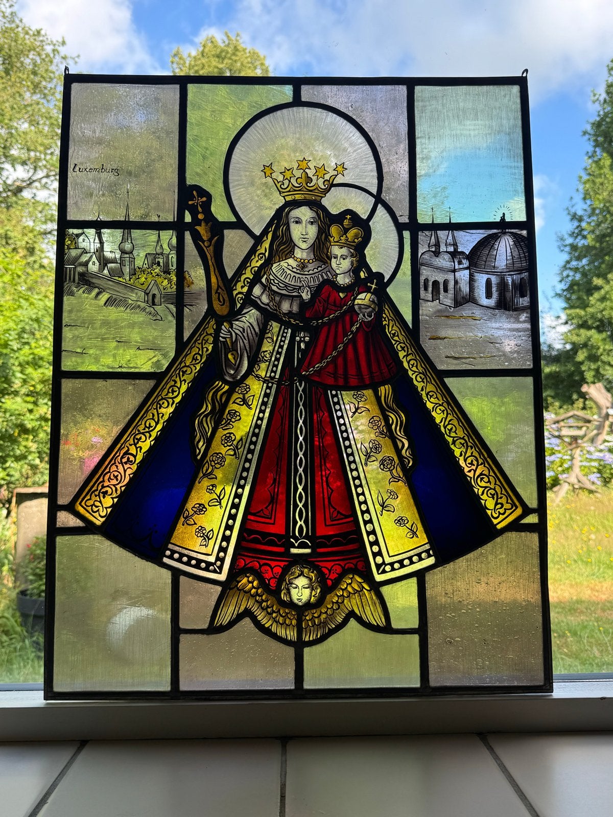 Antiek glas-in-loodraam Maria met Kind - Luxemburg, Ophalen