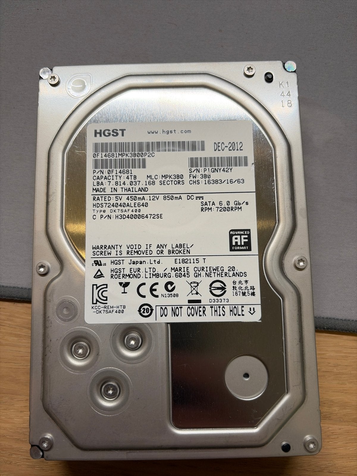 2x HGST 4TB HDD SATA 6.0 Gb/s 7200RPM Harde Schijf, Intern, Gebruikt, Verzenden, Server