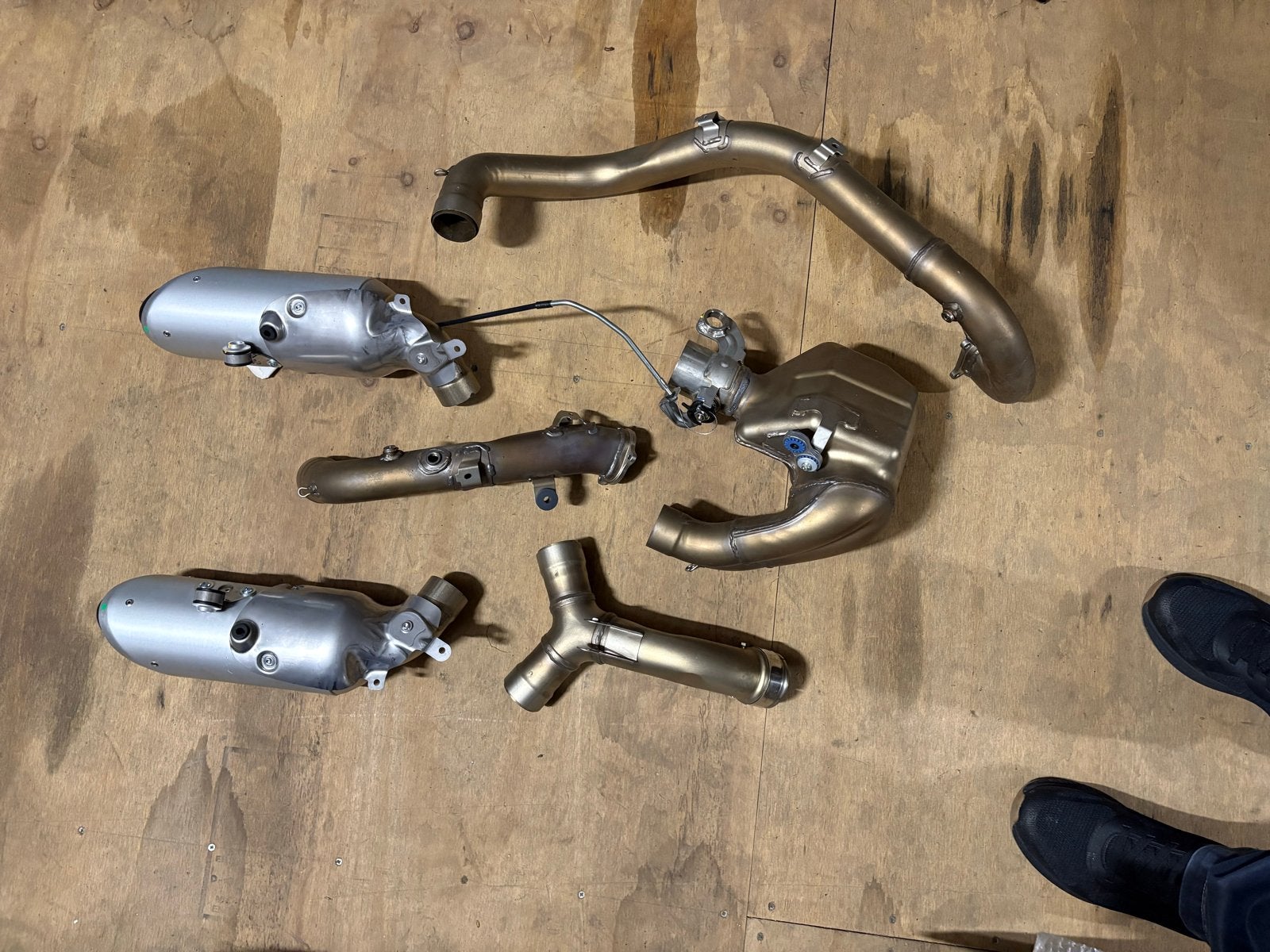 Origineel uitlaatsysteem Ducati Hypermotard 950, Ophalen of Verzenden, Nieuw