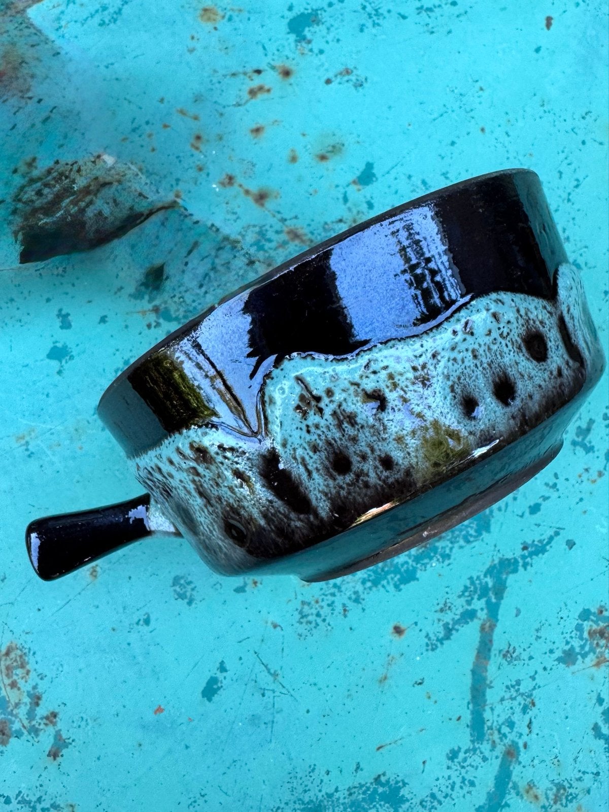 Vintage vet lava Soepkom met Handvat - Bruin/Blauw, Antiek en Kunst, Ophalen of Verzenden