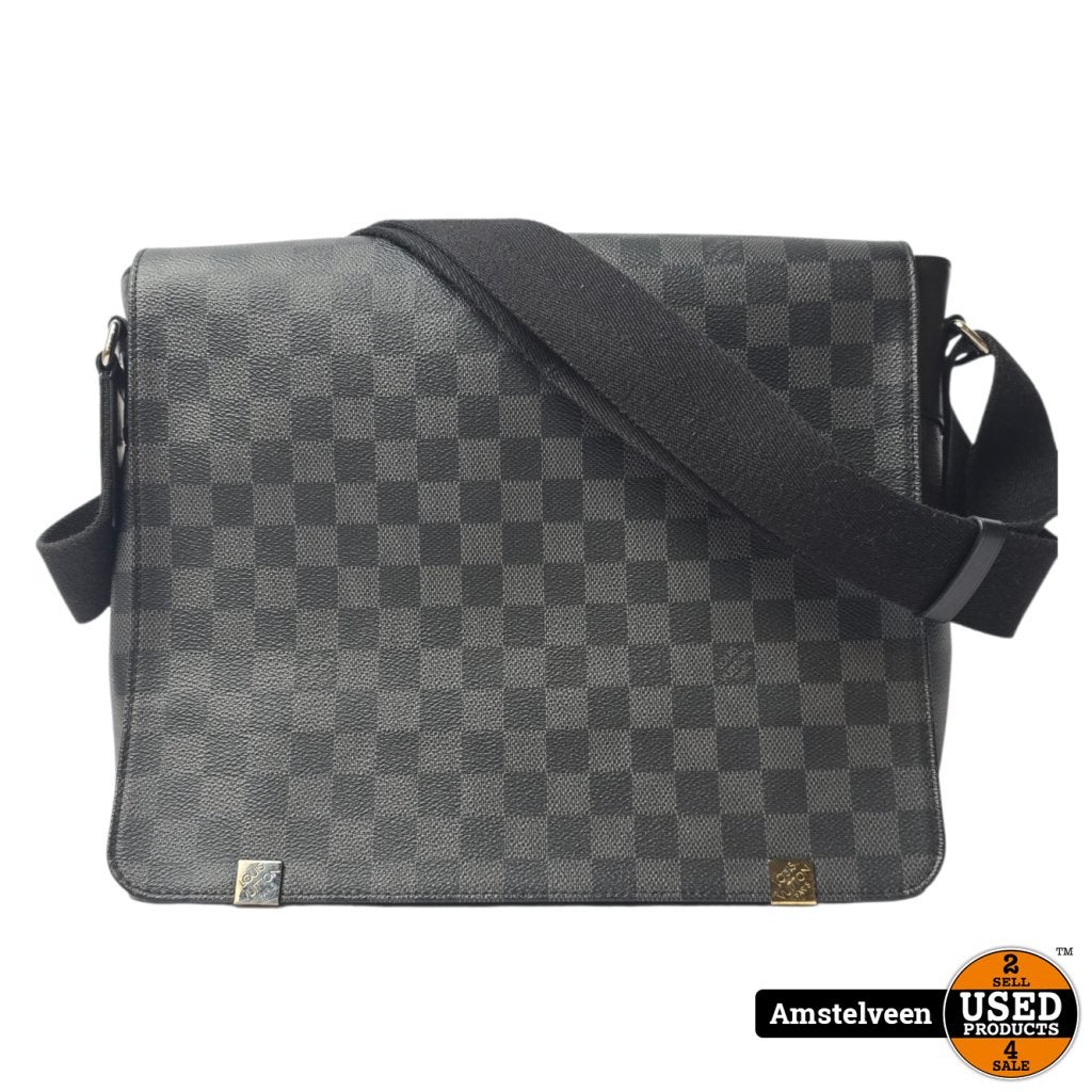 Louis Vuitton District PM Messenger Damier 2019