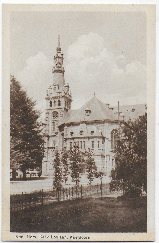 Apeldoorn Ned Herv kerk Loolaan oude Ansichtkaart (B2174 ), Verzamelen, Ophalen of Verzenden, 1940 tot 1960, Gelopen, Gelderland