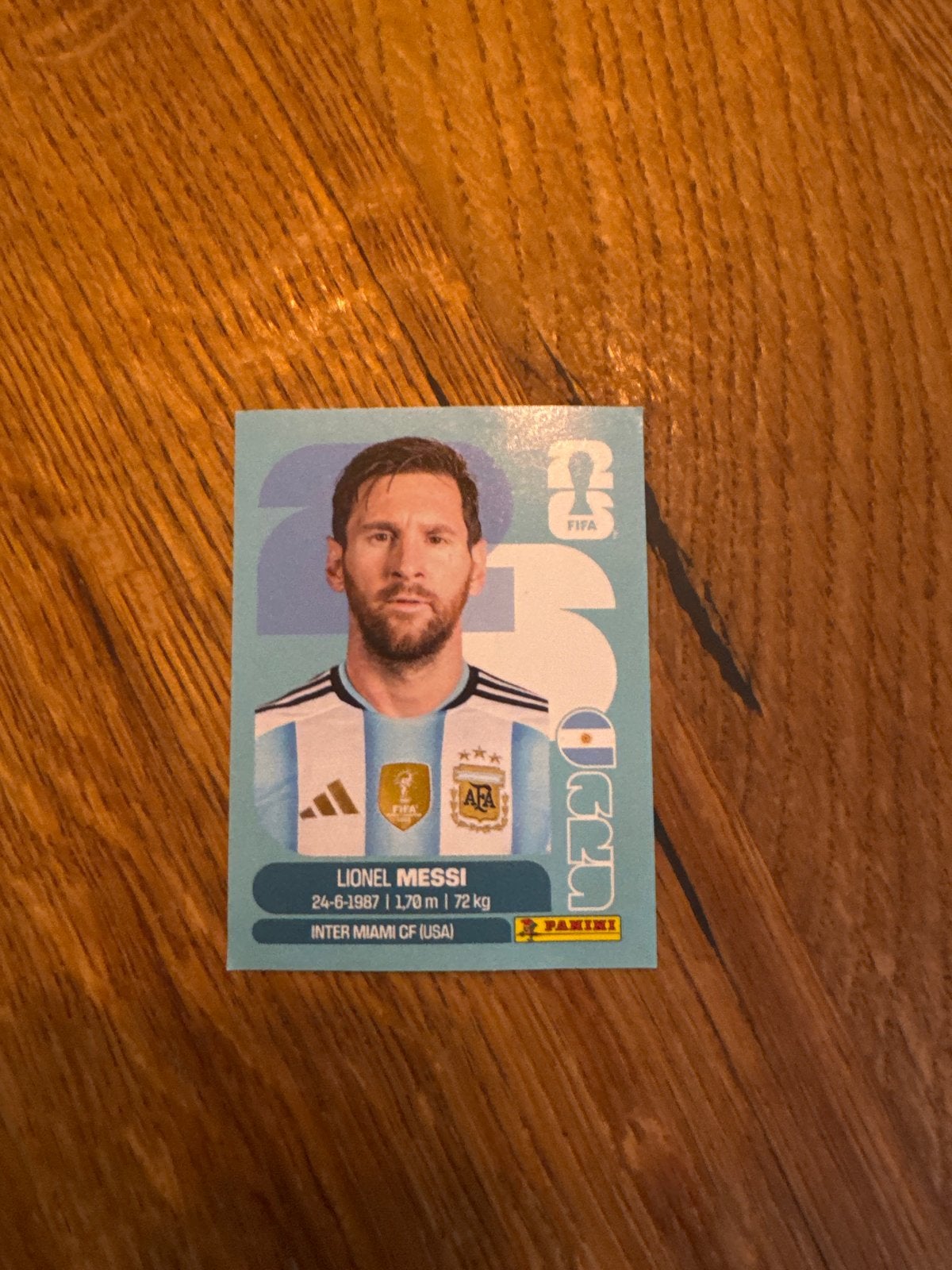 Lionel Messi normal panini sticker, Verzamelen, Stickers, Ophalen, Zo goed als nieuw, Sport