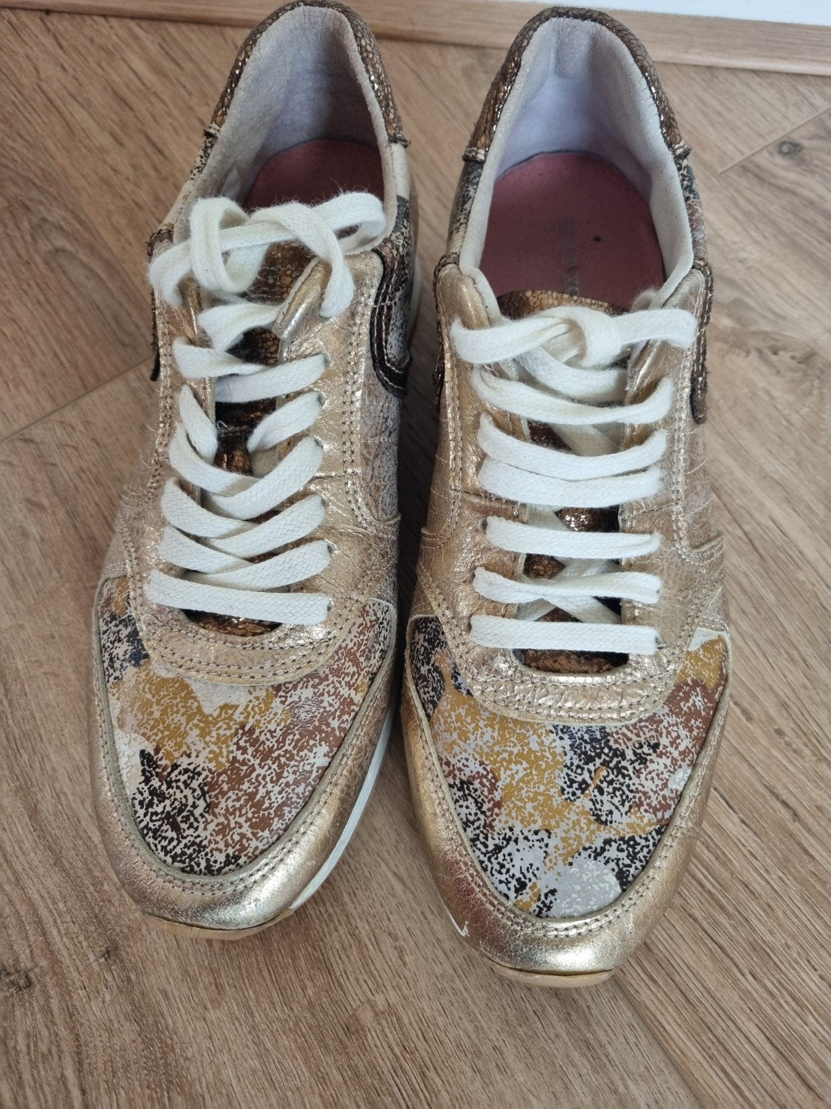 Zo goed als nieuwe sneakers!, Post XChange, Overige kleuren, Ophalen of Verzenden, Sneakers of Gympen