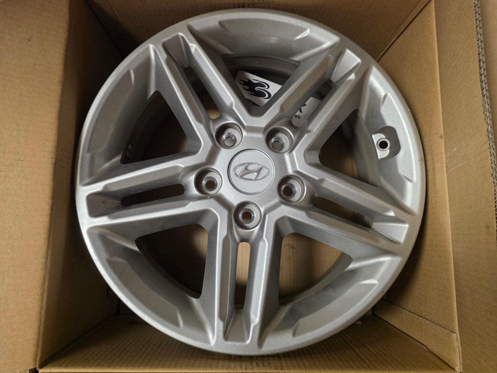 Hyundai 16-inch lichtmetalen velgen 4 stuks, Auto-onderdelen, Banden en Velgen, Ophalen, Gebruikt, Velg(en), 16 inch