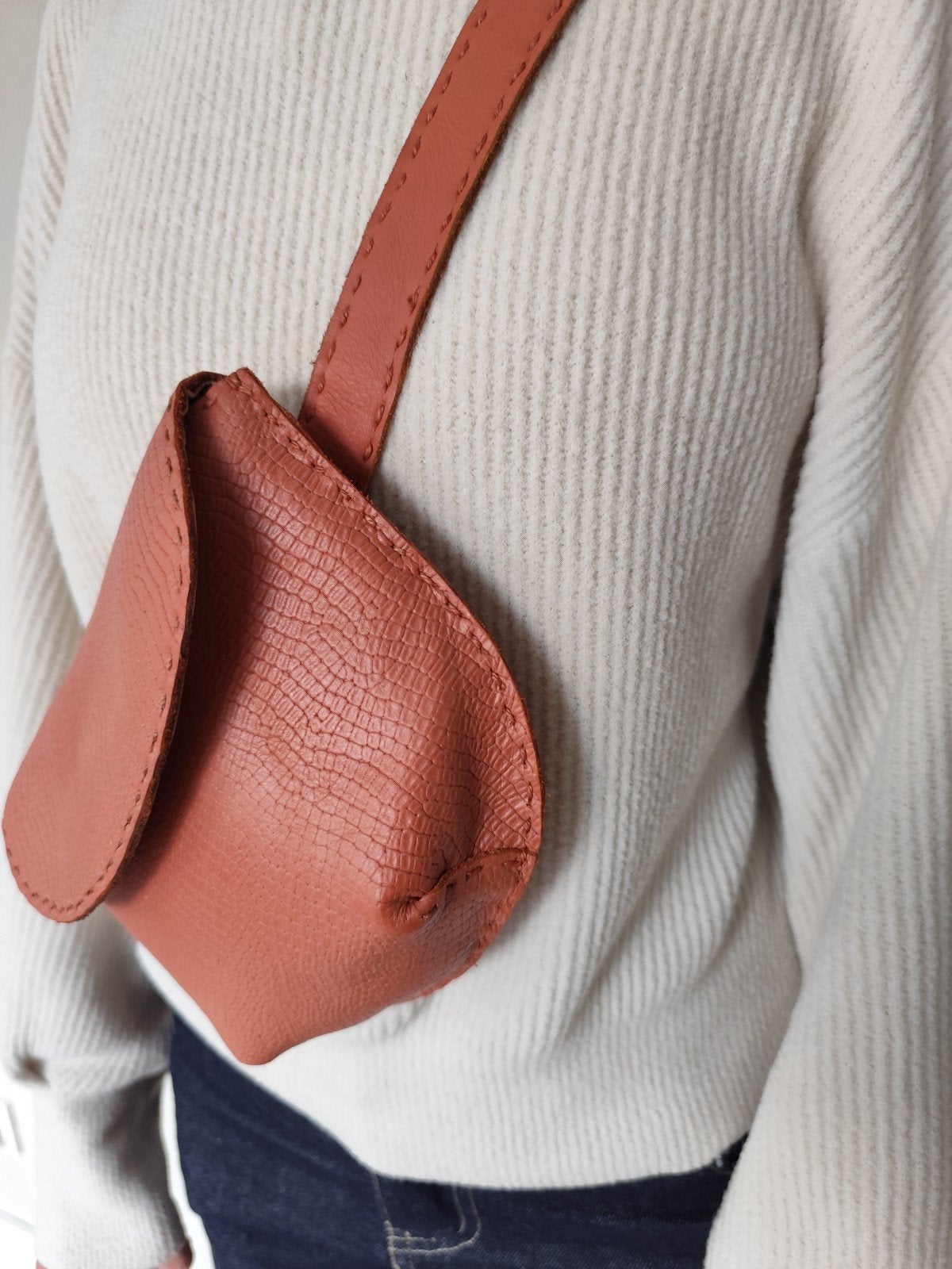 Handmade Genuine Leather Bum Bag / Crossbody Bag – Brand New, Overige merken, Nieuw, Ophalen of Verzenden, Roze