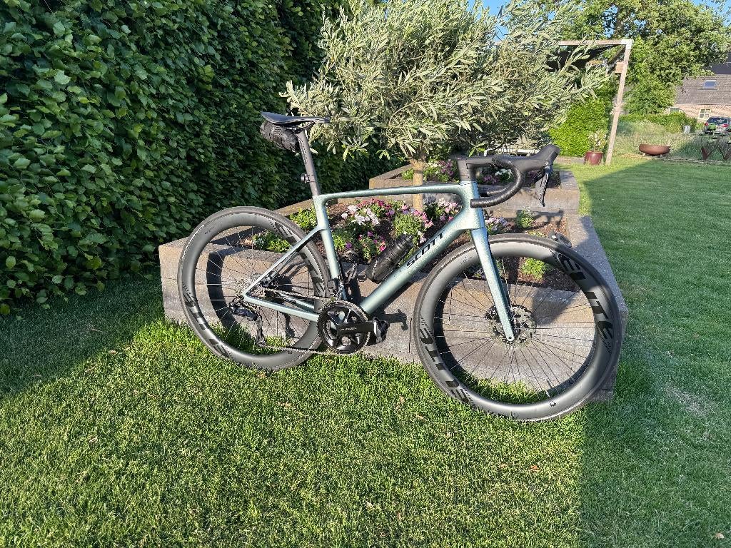 Scott Addict RC 20 2025 | Maat L, Fietsen en Brommers, 28 inch, Carbon, Heren, Zo goed als nieuw