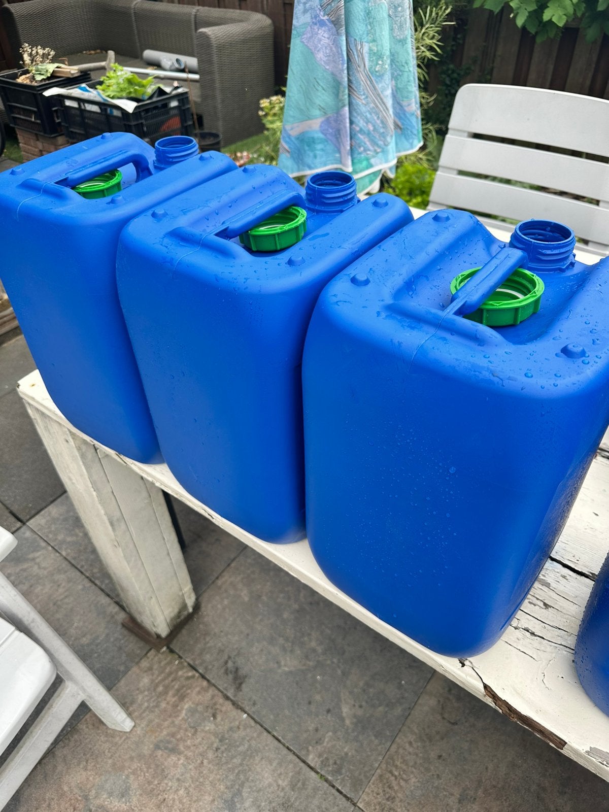 Jerrycans 10 liter., Minder dan 75 liter, Ophalen, Zo goed als nieuw