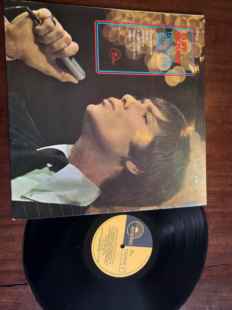 Cliff Richard - Live At The Talk Of The Town LP (1968), Ophalen of Verzenden, 1960 - 1969, Zo goed als nieuw, 12 inch