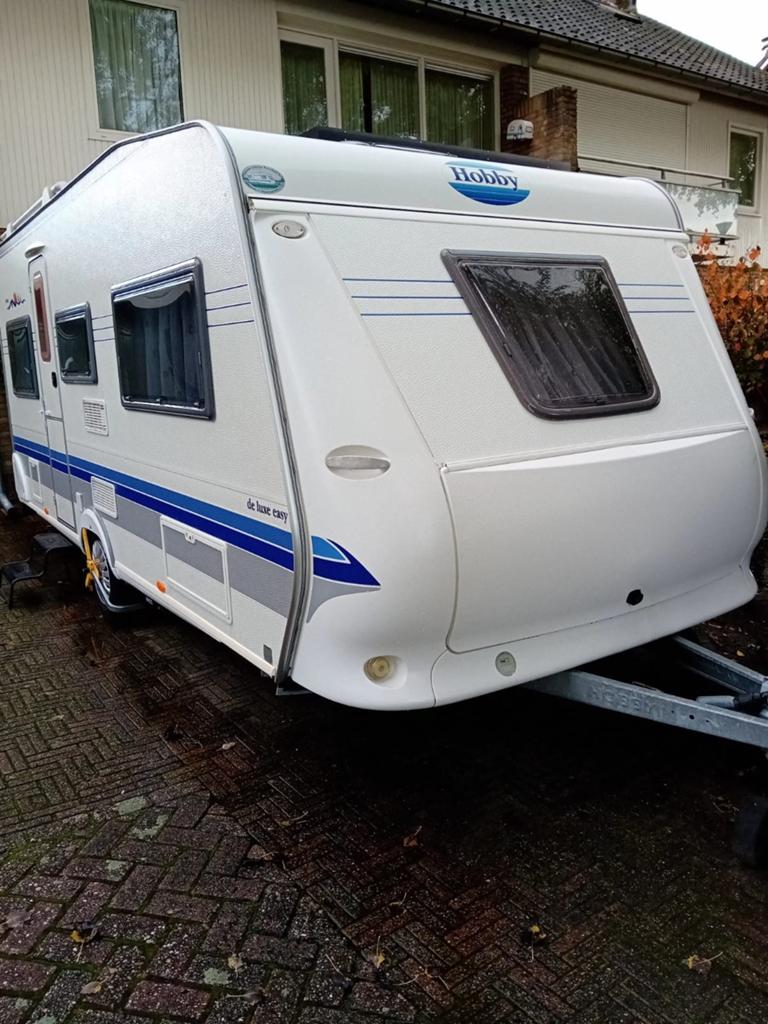 Mooie hobby exelent easy 495. Van 2005, Rondzit, Hobby, Particulier, 2 aparte bedden