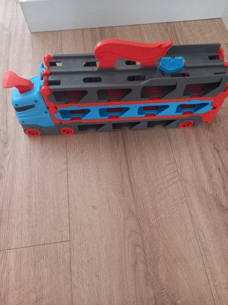 Hotwheels vrachtwagen racebaan, Ophalen, Zo goed als nieuw, Elektrisch, Hot Wheels