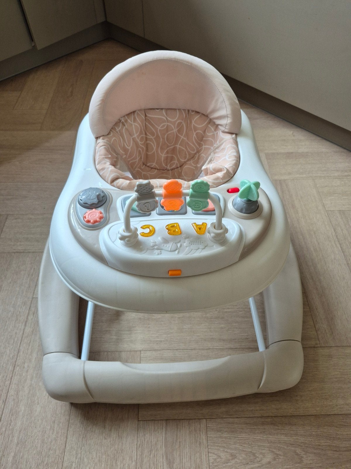 Loopwagen Babypark - Zo goed als nieuw, Kinderen en Baby's, Overige Kinderen en Baby's, Ophalen, Zo goed als nieuw