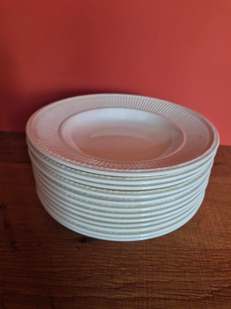 Wedgwood Queen's Ware Edme diepe borden - 12 stuks, Huis en Inrichting, Keuken | Servies, Ophalen of Verzenden, Zo goed als nieuw