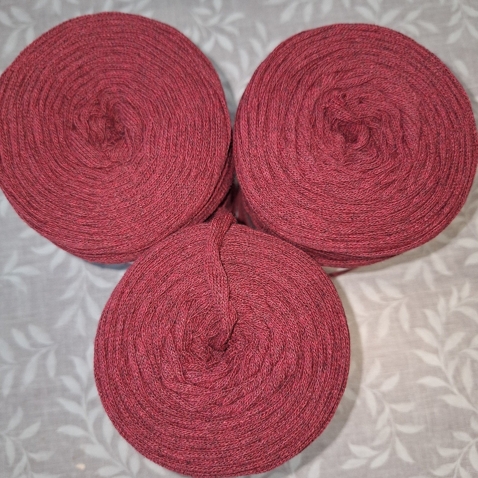 Hoooked RibbonXL Maroon Rust - 3 bollen voor home deco, Ophalen of Verzenden, Nieuw, Breien of Haken, Wol of Garen
