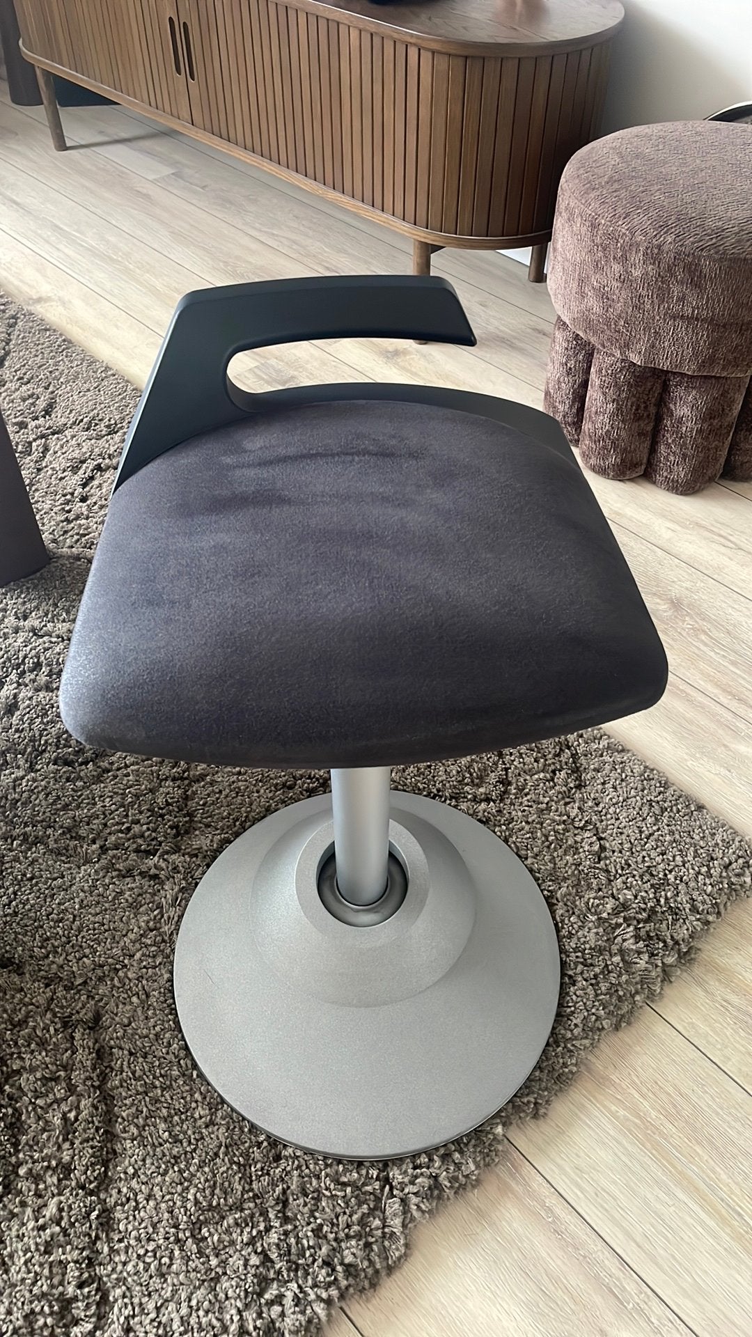 Muvman ergonomische zitkruk, Huis en Inrichting, Barkrukken, Ophalen, Gebruikt, In hoogte verstelbaar, 60 tot 90 cm