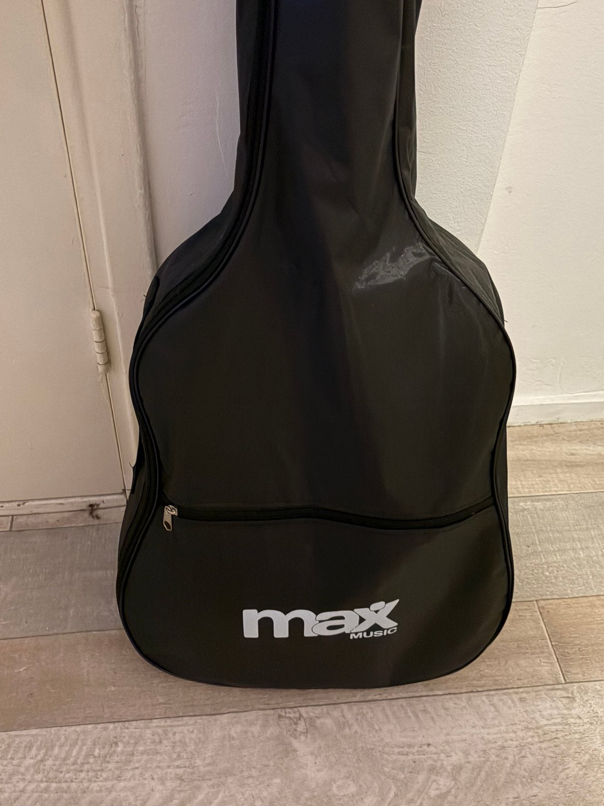 Lichtbruine klassieke akoestische gitaar 4/4, Muziek en Instrumenten, Behuizingen en Koffers, Ophalen, Zo goed als nieuw, Akoestische gitaar