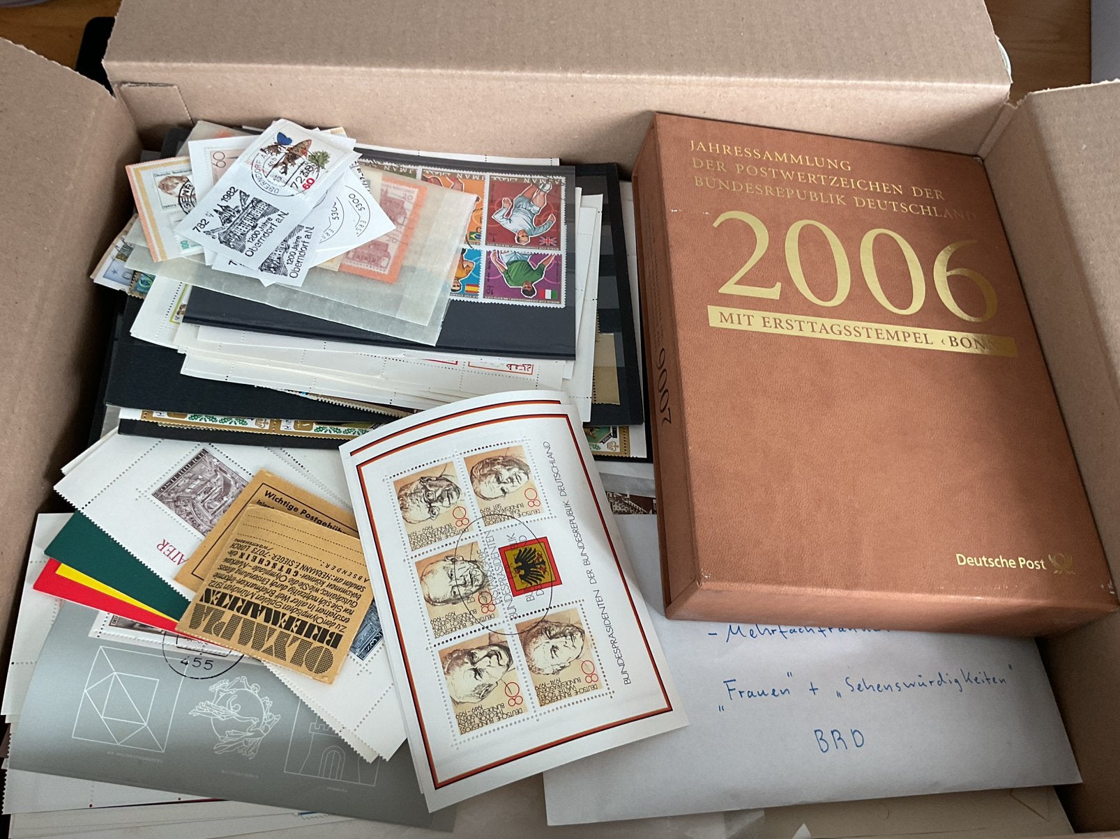 Doos postzegels uitzoekpartij, Postzegels en Munten, Postzegels | Volle albums en Verzamelingen, Ophalen of Verzenden, Nederland en Buitenland