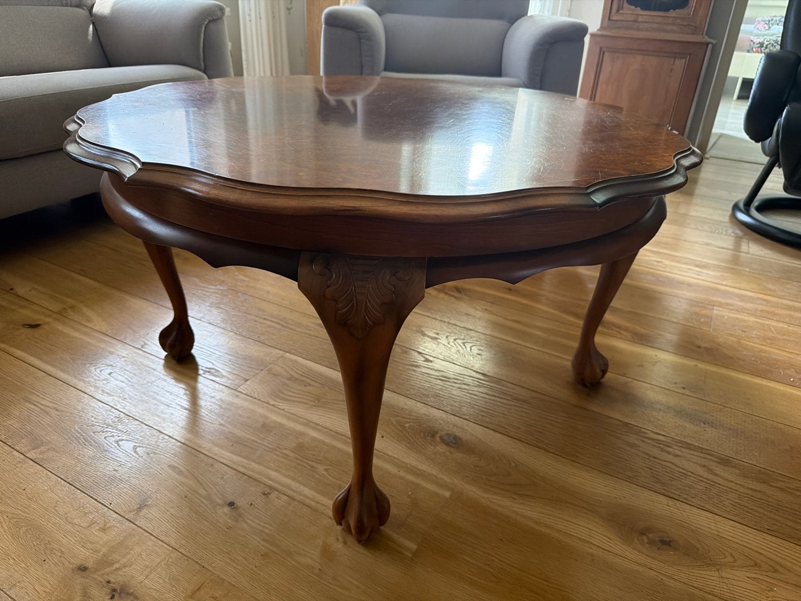 Vintage Salontafel klauwpoot, notenhout, chippingdale stijl, Ophalen, Gebruikt, 50 tot 100 cm, 50 tot 75 cm