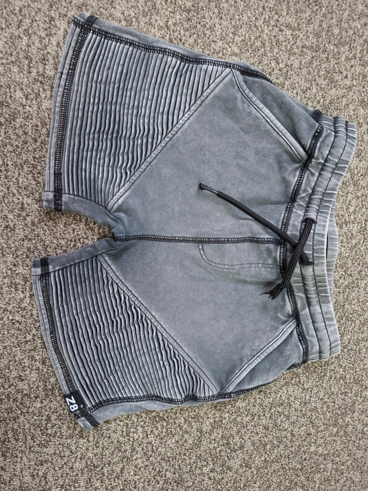 Stoere z8 korte broek maat 122, Broek, Z8, Ophalen of Verzenden, Zo goed als nieuw