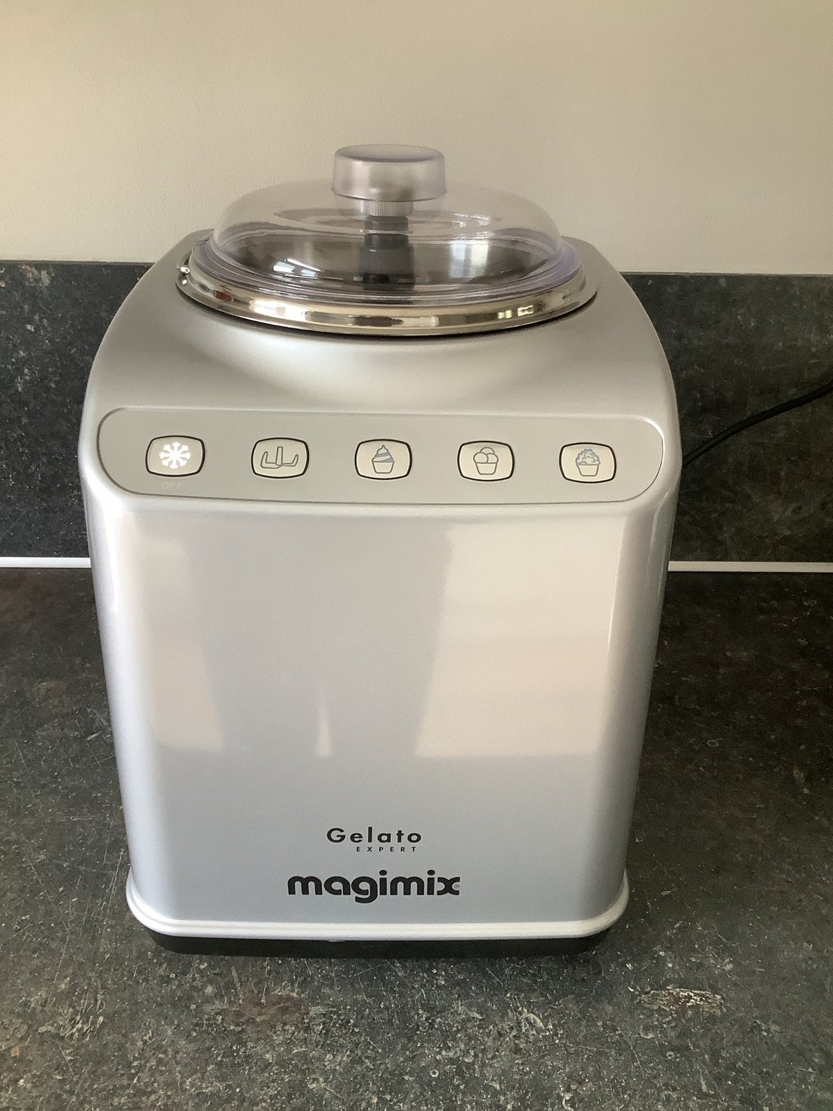 Magimix Gelato Expert 11680 IJsmachine - ZGAN, Ophalen of Verzenden, Zo goed als nieuw, Zelfvriezend