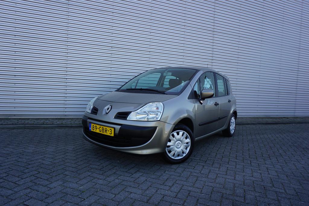 Renault Grand Modus 1.2 TCE Expression Airco / Cruise / Elek, Voorwielaandrijving, Gebruikt, 4 cilinders, Beige