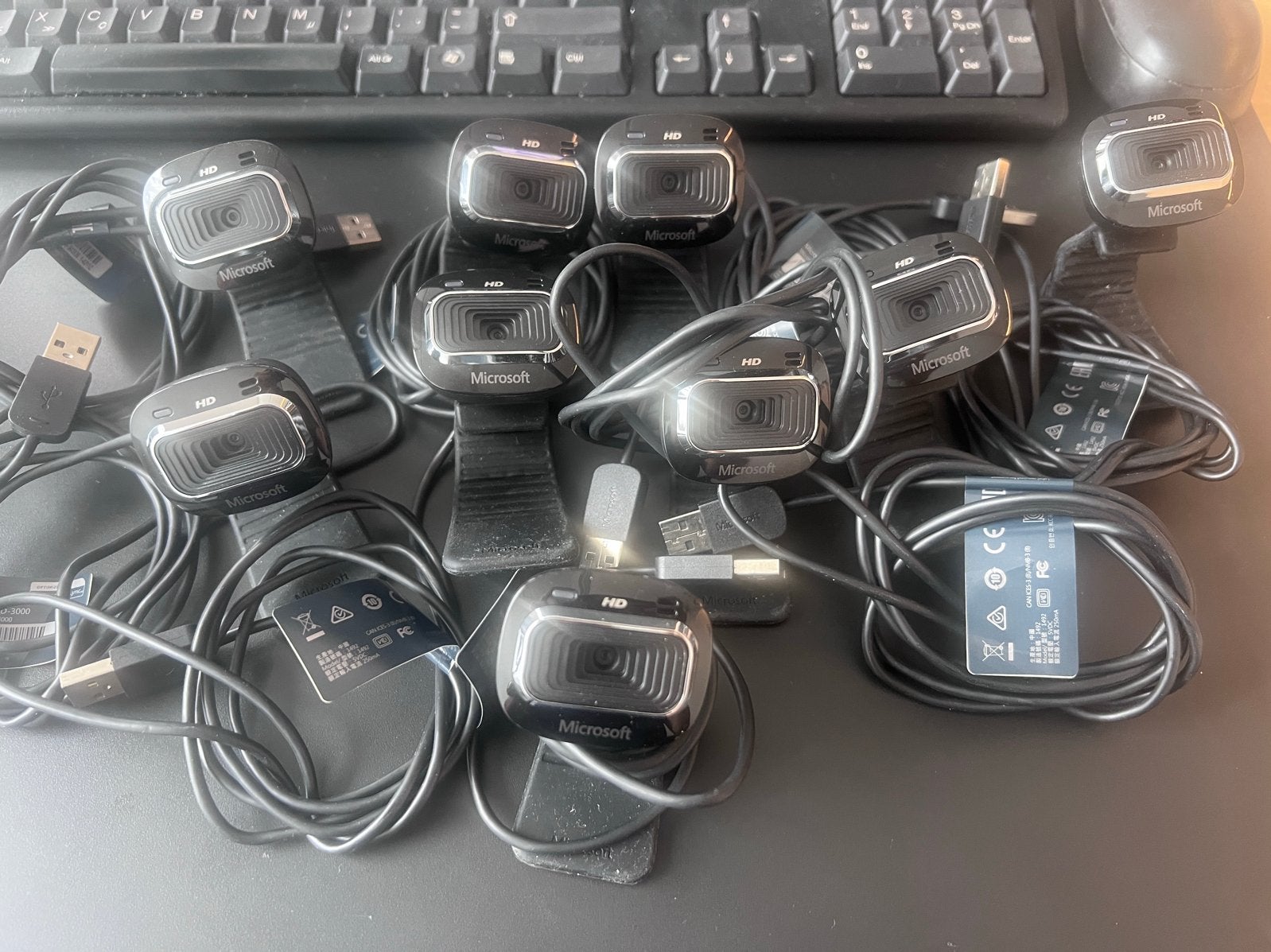 Microsoft LifeCam HD-3000 Webcams 9 stuks- Zo goed als nieuw, Ophalen of Verzenden, Zo goed als nieuw, Windows, Monitorclip