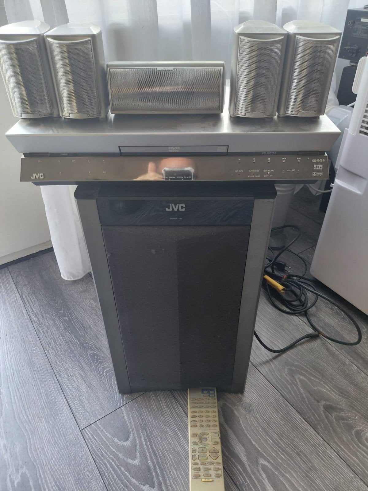 JVC Home Cinema Set TH-A10R, Ophalen