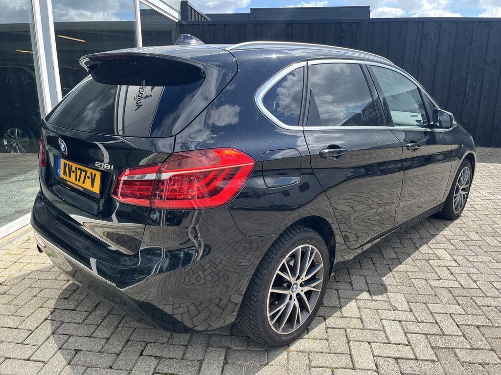 BMW 2 Serie Active Tourer 218i M Sport Led / 17inch / Clima, Auto's, BMW, Voorwielaandrijving, 136 pk, Gebruikt, Zwart