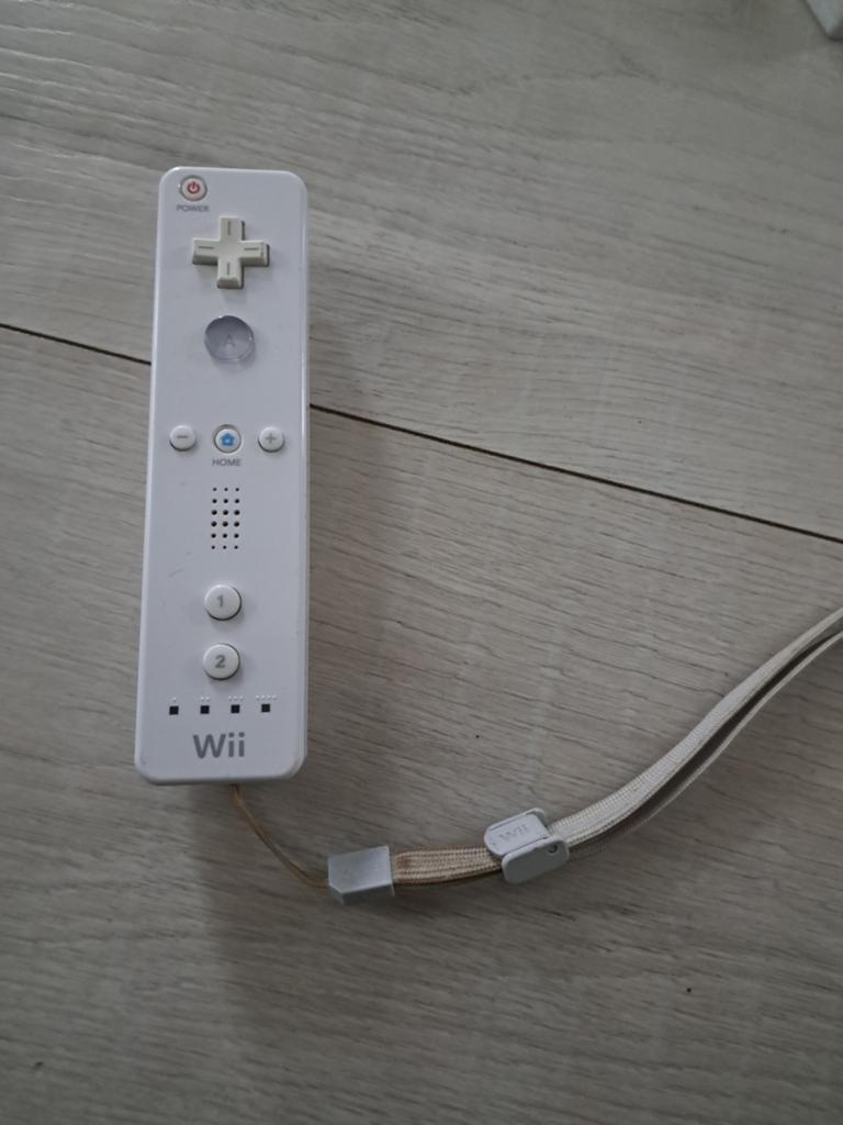 Wii controller, Ophalen of Verzenden, Gebruikt, Met 1 controller