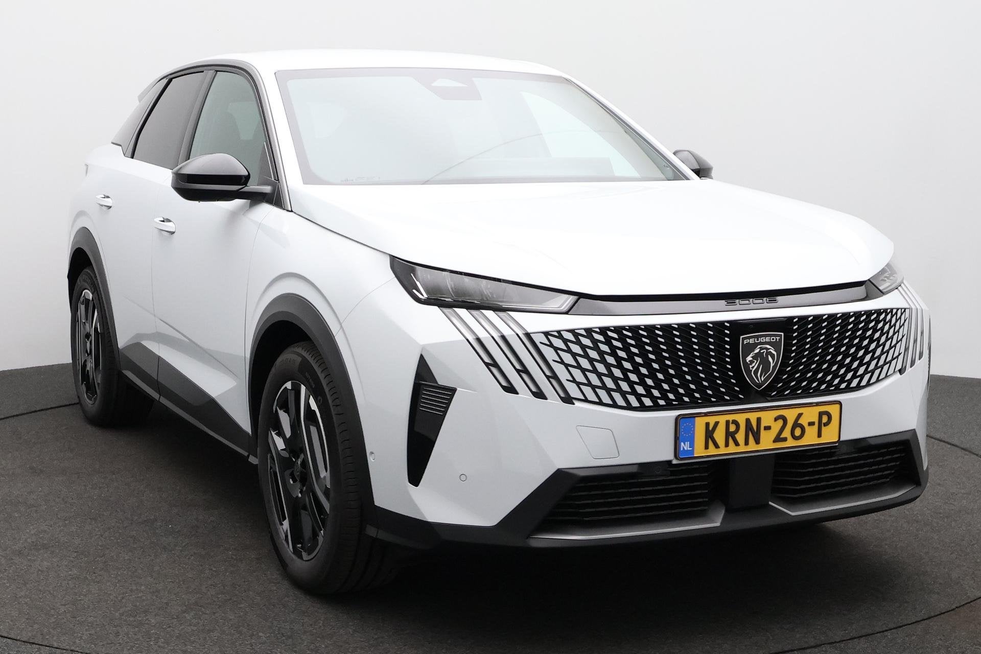 Peugeot e-3008 Allure 210 73 kWh 2+6 Jaar Garantie, 12 maanden, 1250 kg, 213 pk, 82 kWh