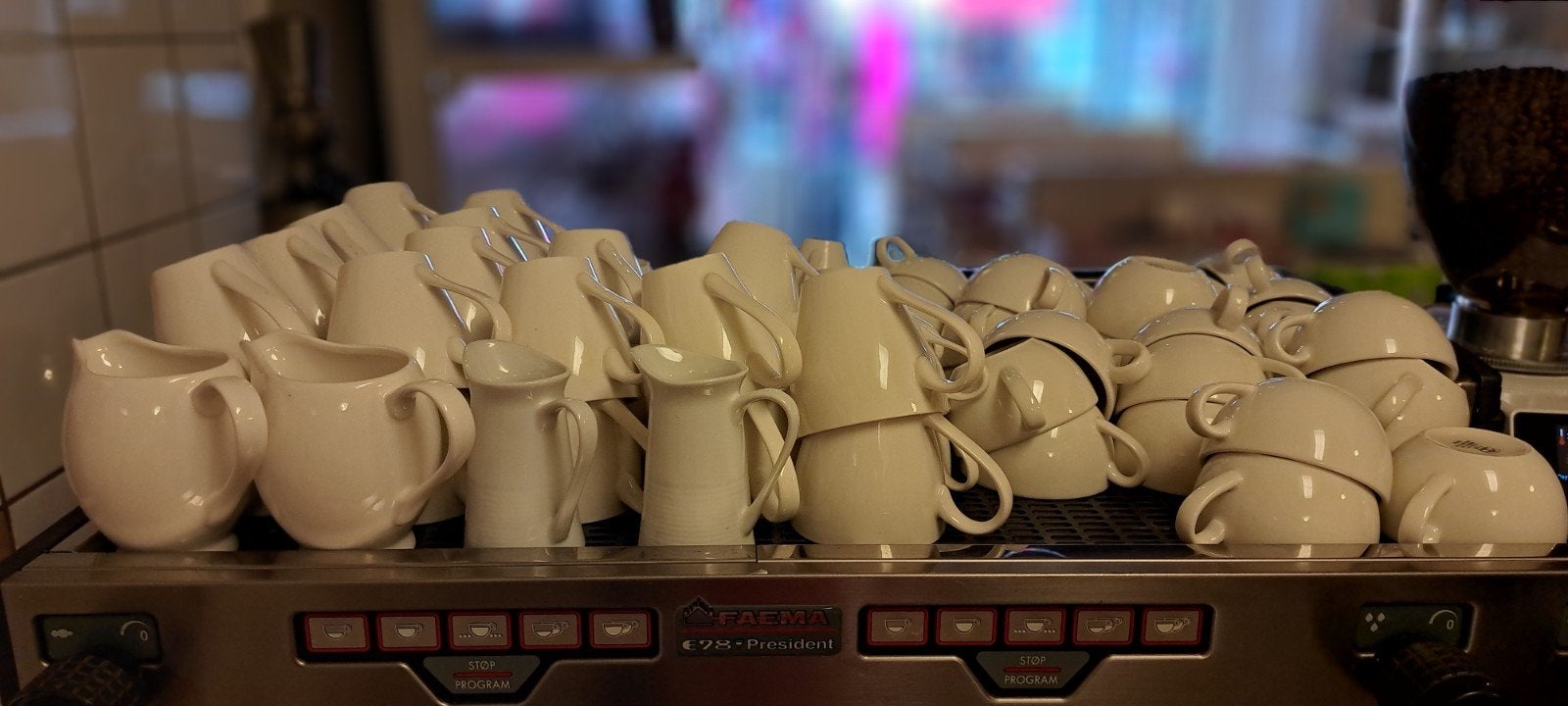 servies, gebroken wit, Ophalen, Zo goed als nieuw, Bord(en), Overige stijlen