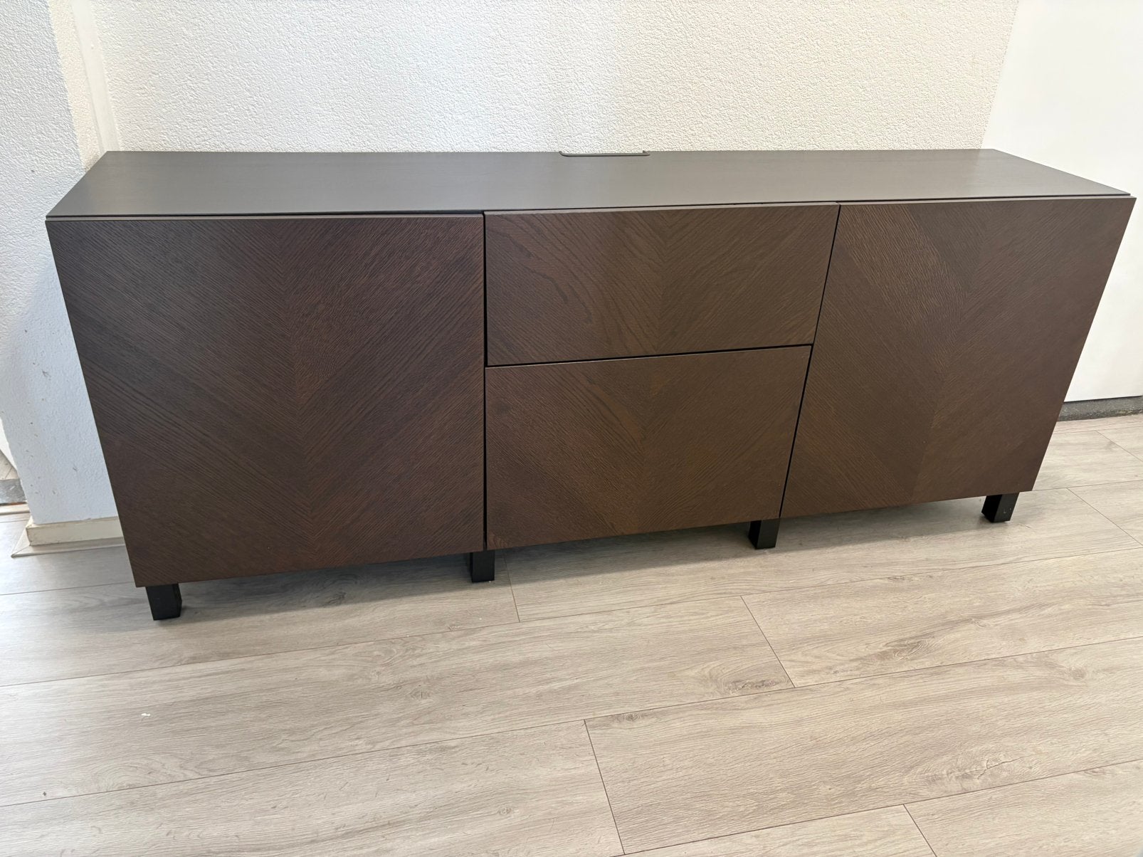 Dressoir met lades en drukdeurtjes, Huis en Inrichting, Ophalen, Met deur(en), 150 tot 200 cm, Zo goed als nieuw