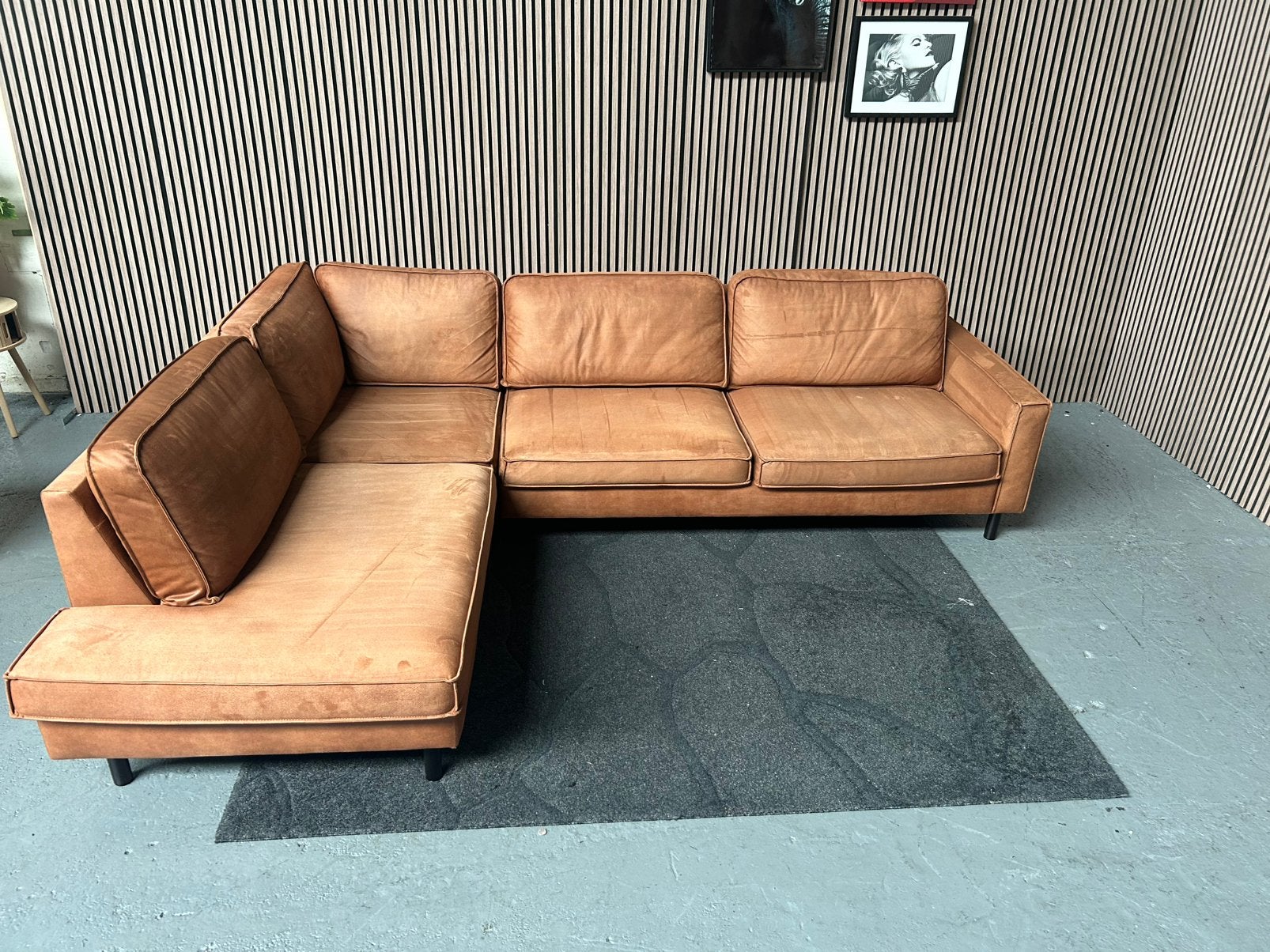 GRATIS LEVERING Hoekbank Cognac  290X210 GEREINIGD, Cognac, 250 tot 300 cm, Hoekbank, Ophalen of Verzenden