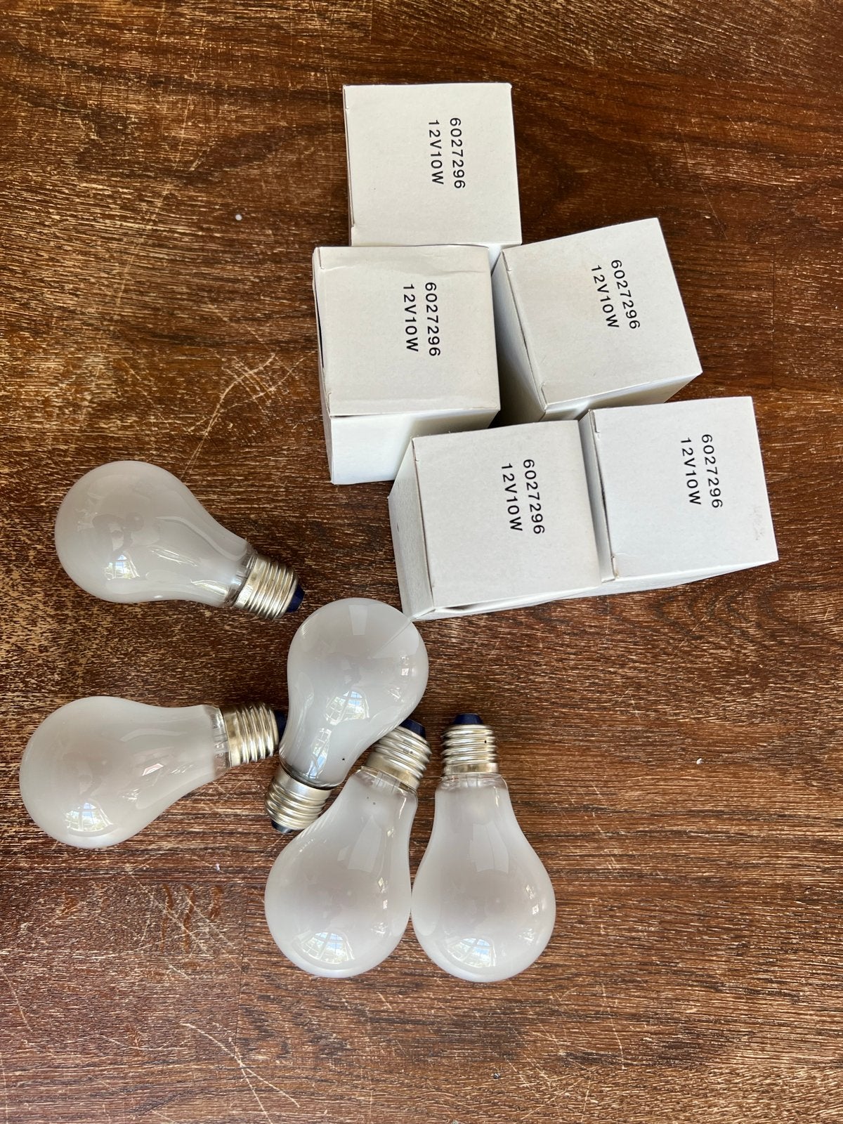 60x Nieuwe 12V 10W E27 Lampen in doos, Ophalen, Nieuw