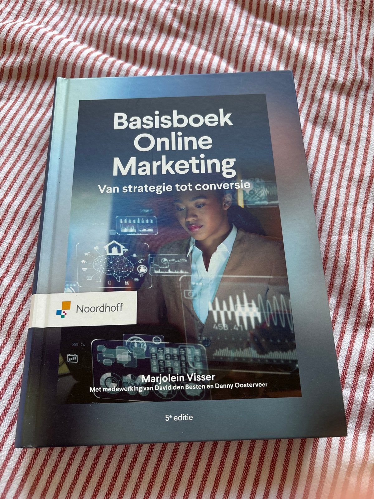 Basisboek Online Marketing - 5e editie - Marjolein Visser, Ophalen of Verzenden, Nieuw, Economie en Marketing