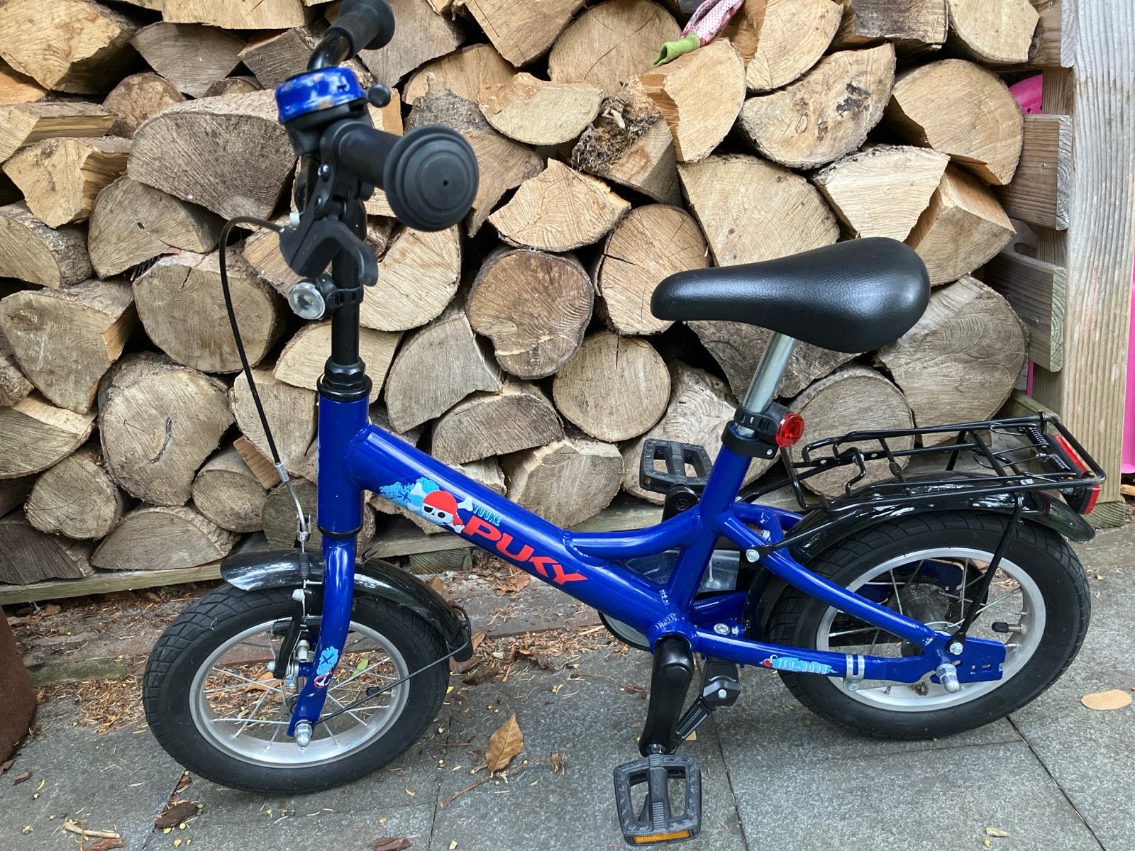 Puky kinderfiets 12 inch - Blauw met piratenprint, Ophalen of Verzenden, Gebruikt, Terugtraprem, Minder dan 16 inch