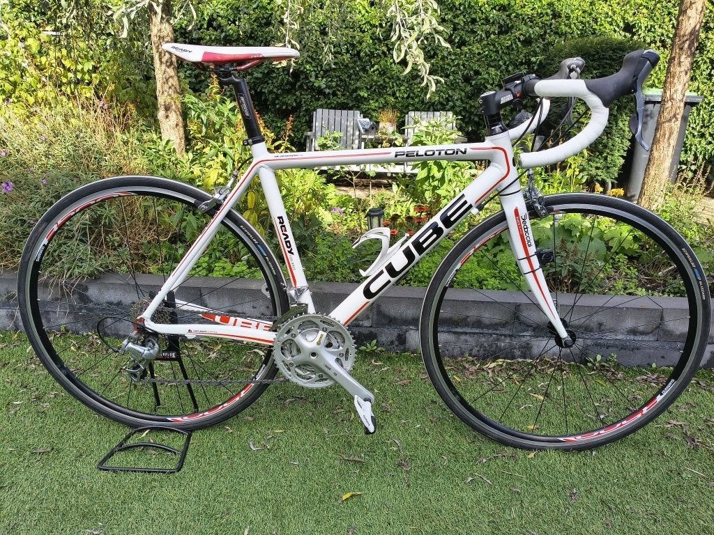 Cube Peloton in zeer nette staat!, 28 inch, Velgrem, Aluminium, Zo goed als nieuw