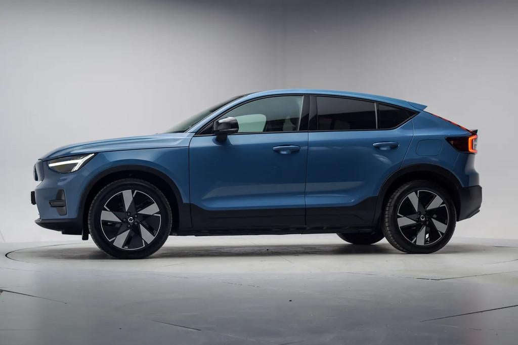 Volvo C40 Recharge 82 kWh Extended Range Plus [ Panorama Com, Automaat, 0 cilinders, Gebruikt, 82 kWh