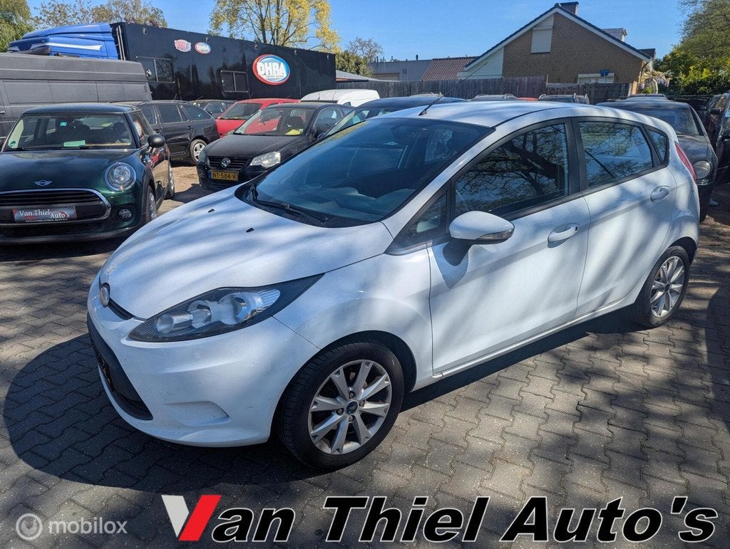 Ford Fiesta 1.25 Titanium, Voorwielaandrijving, Euro 5, 1242 cc, 4 cilinders