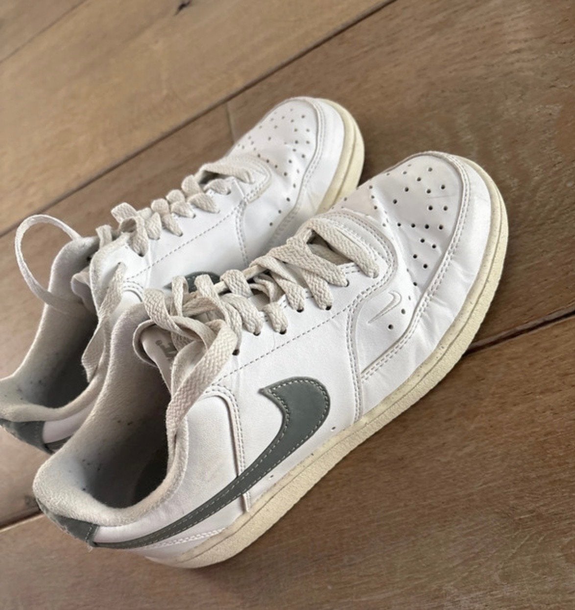 Nike Court Vision Low sneakers - Maat 37,5, Ophalen of Verzenden, Gedragen, Wit, Sneakers of Gympen