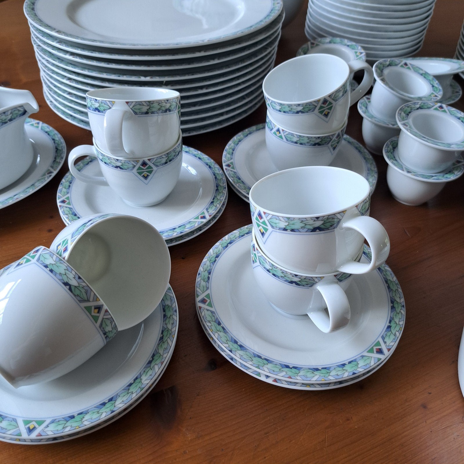 Compleet servies van Arzberg Germany, Ophalen, Overige merken, Keramiek, Zo goed als nieuw