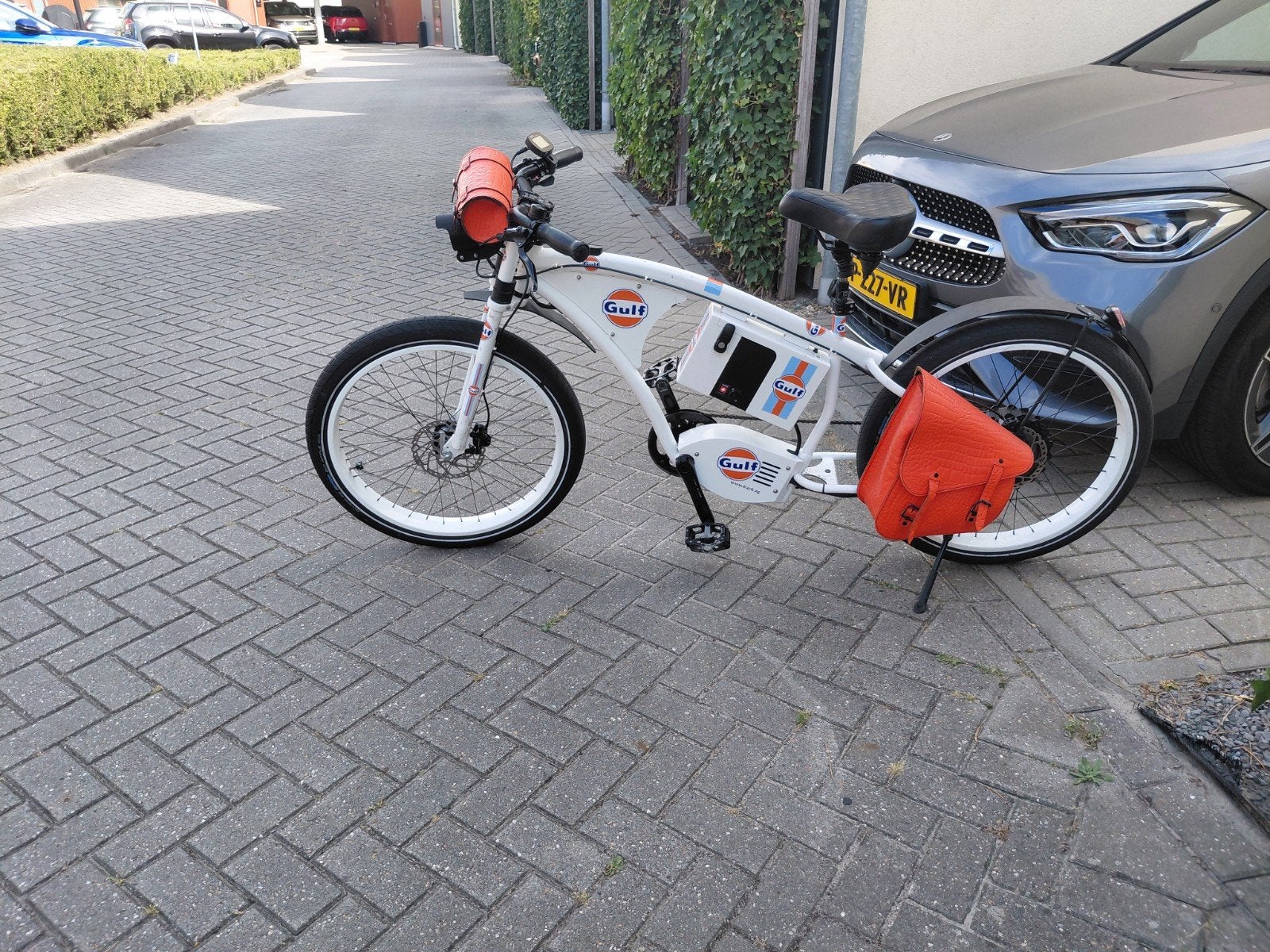 Unieke Custom E-Bike - Gulf Design, Shimano Deore, Fietsen en Brommers, Elektrische fietsen, Ophalen of Verzenden, Gebruikt, 50 km per accu of meer