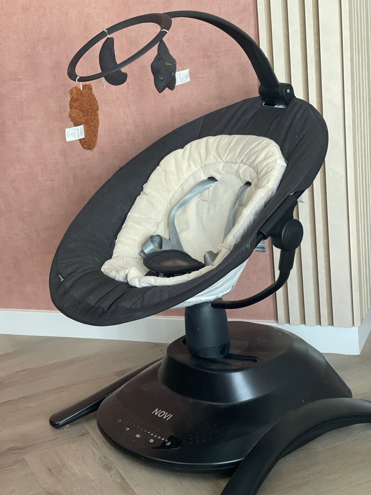 Novi Kinderstoel en Wieg met Muziek en Beweging, Kinderen en Baby's, Ophalen, Zo goed als nieuw, Wieg