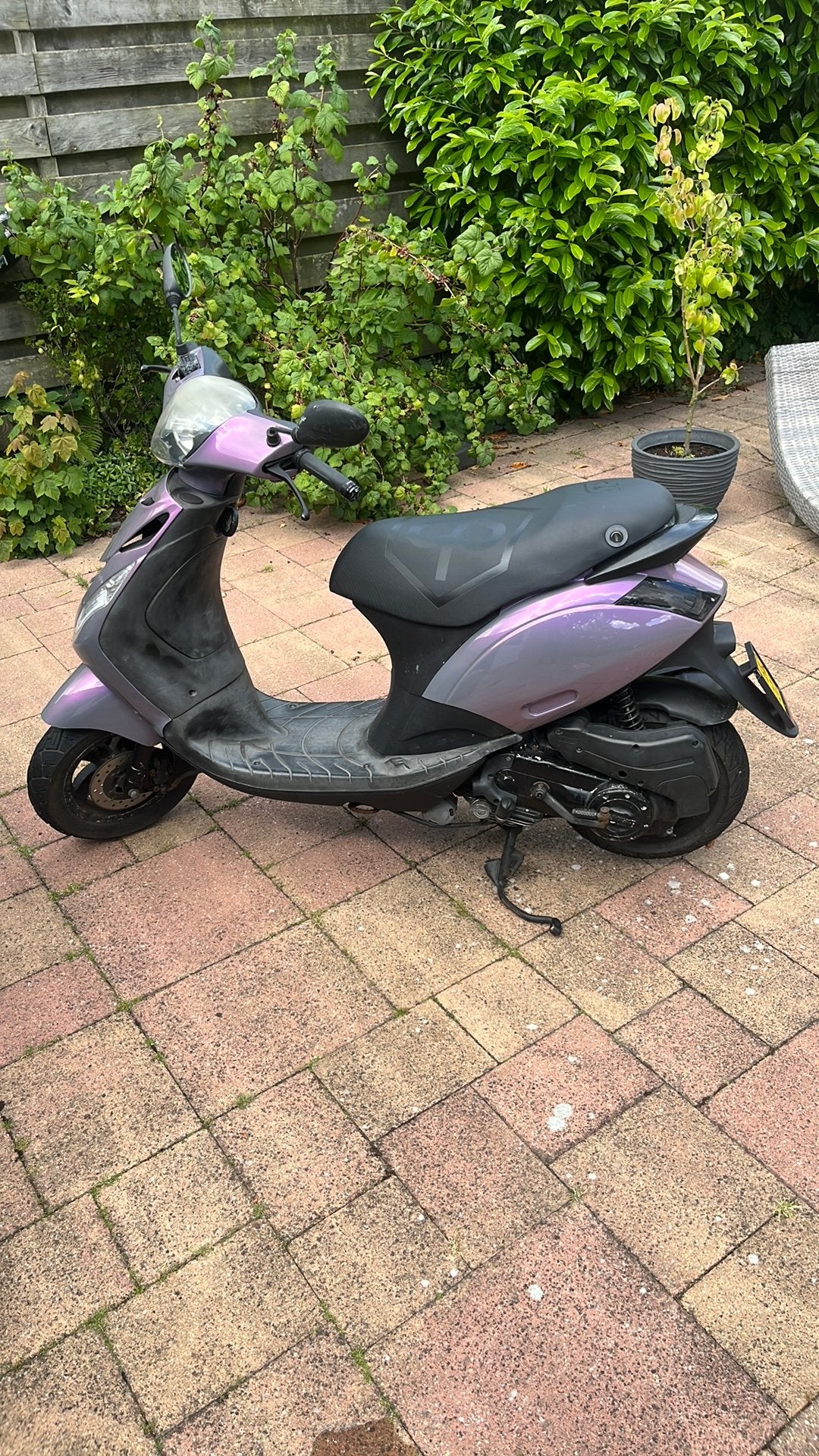 Piaggio zip 4t 80cc brom, Fietsen en Brommers, Ophalen of Verzenden, Zo goed als nieuw, Benzine, Zip