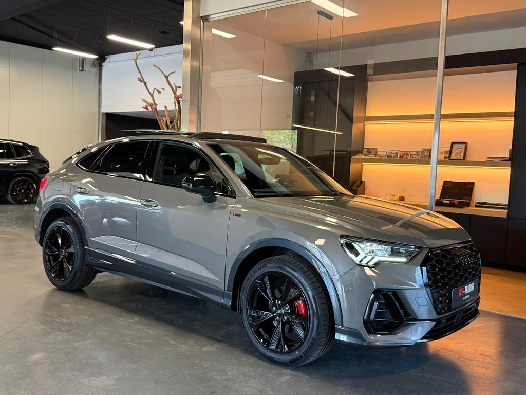 Audi Q3 Sportback 35 TFSI 3 X S line Panorama B&O Elec.Stoel, Auto's, Automatische klimaatregeling, 15 km/l, Zwart, 4 cilinders
