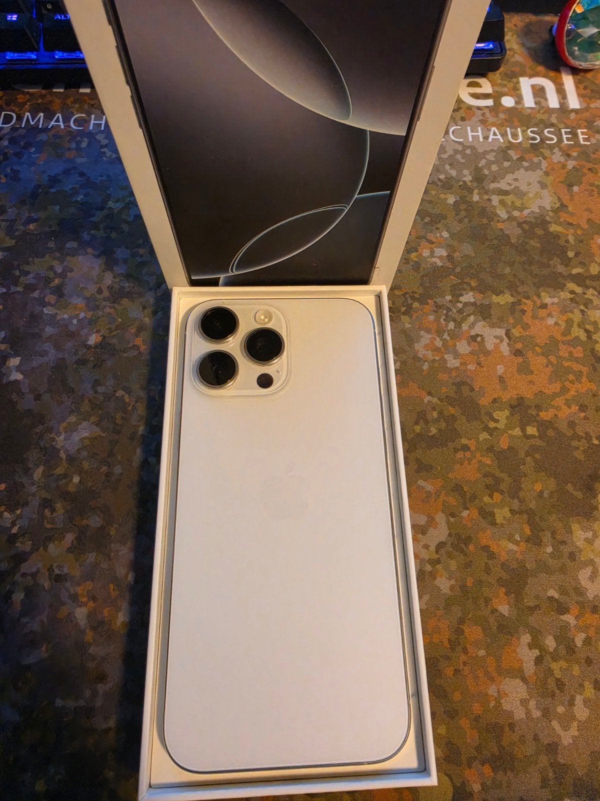 iPhone 16 Pro Max 256GB Wit Titanium met accessoires, Gebruikt, Wit, IPhone 16 Pro Max, Ophalen