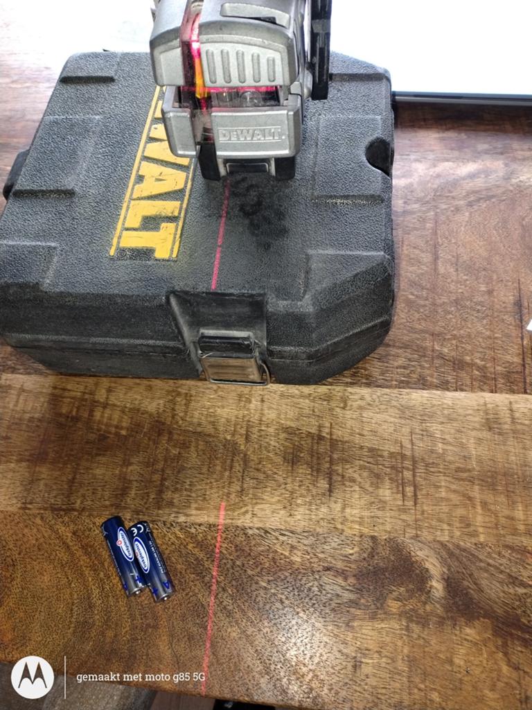 Dewalt laser waterpas in koffer, Ophalen of Verzenden, Gebruikt